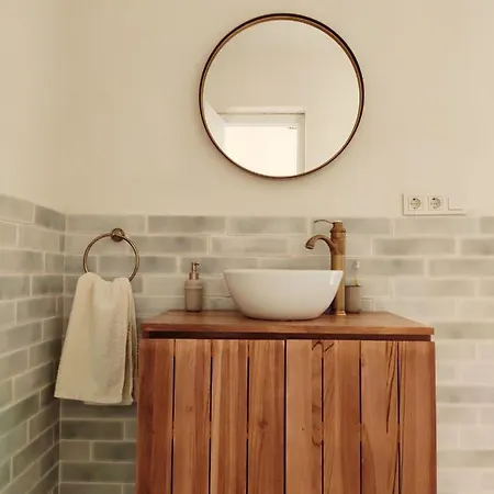 Bonita Casa Blanca En El Bosque. 코르도바