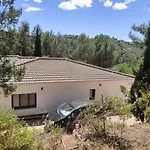 Bonita Casa Blanca En El Bosque. Country house Cordoba