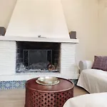 Bonita Casa Blanca En El Bosque. Country house Cordoba