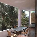 Country house Bonita Casa Blanca En El Bosque. Cordoba