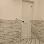 Bonita Casa Blanca En El Bosque.