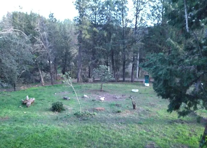 컨트리하우스 Bonita Casa Blanca En El Bosque.